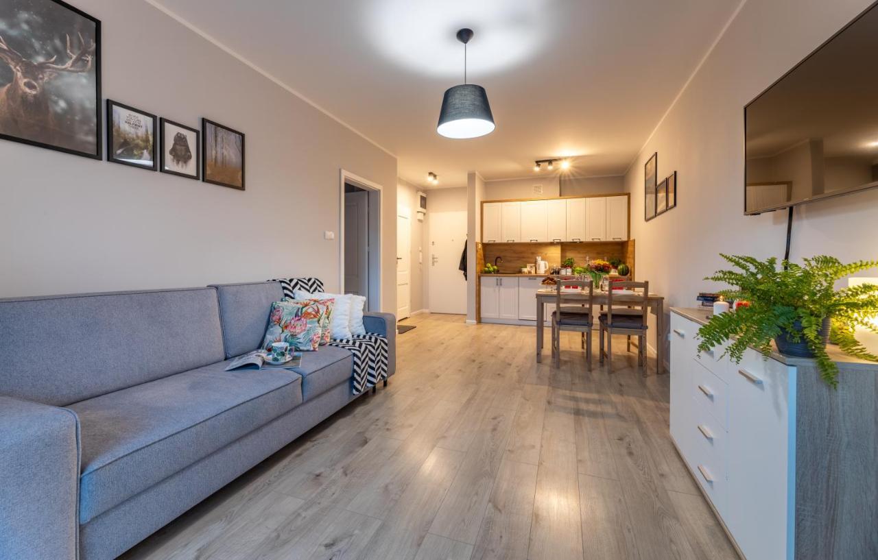 Apartament Sloneczny Poranek 우스트르치키 돌네 외부 사진